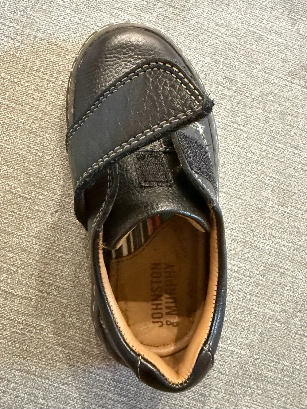 Johnston & Murphy black leather